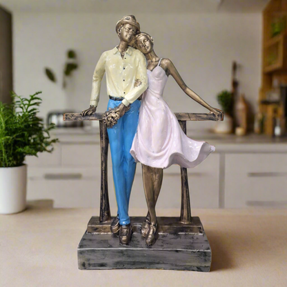 Couple Statue